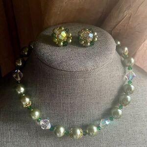 Vintage Lisner Necklace & Earrings
